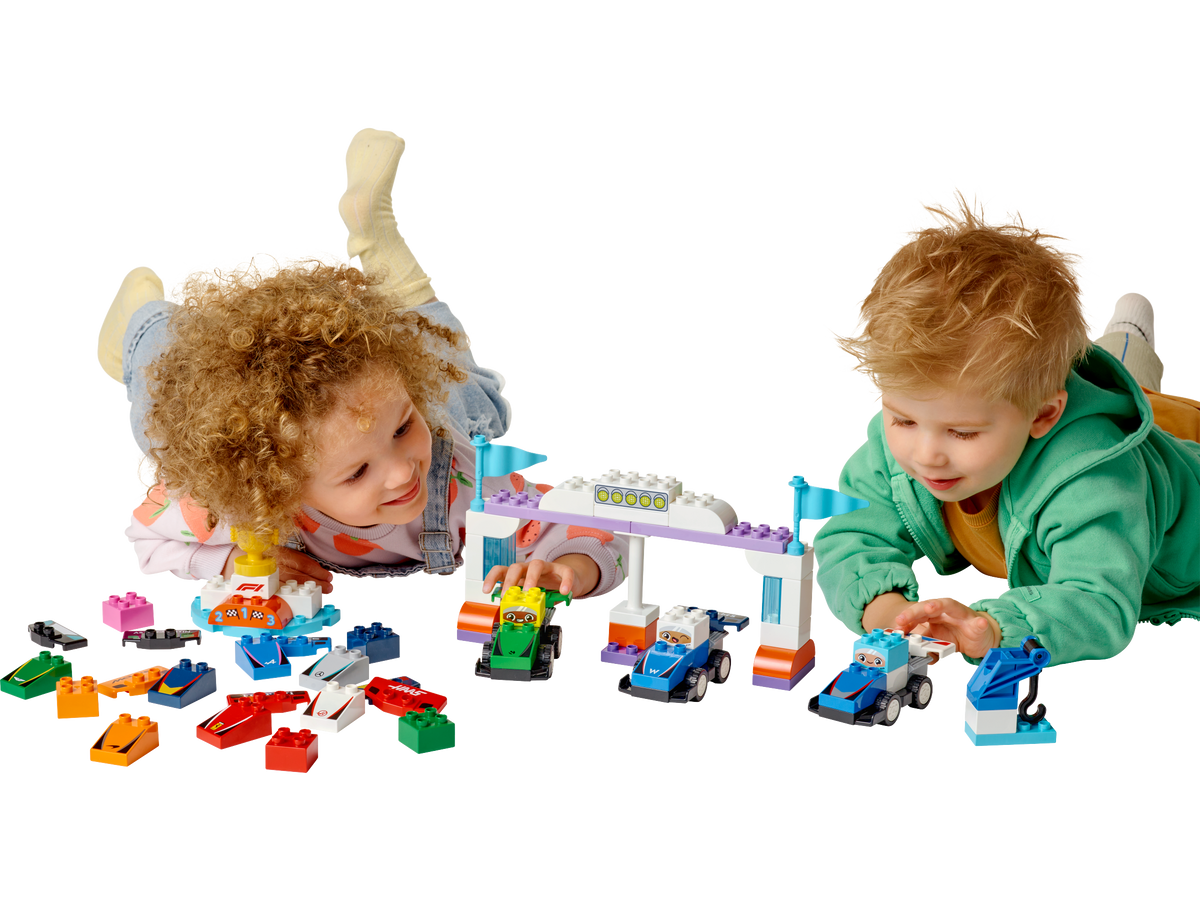 LEGO Duplo 10445 F1 Team Race Cars & Drivers-6