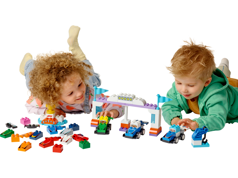 LEGO Duplo 10445 F1 Team Race Cars & Drivers-6