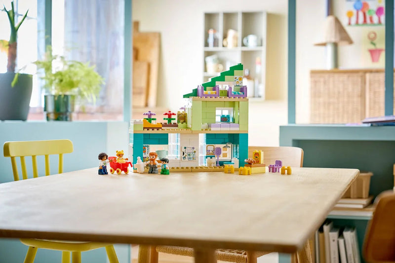 LEGO DUPLO 10470 3 in 1 Modern Family House with Figures-7