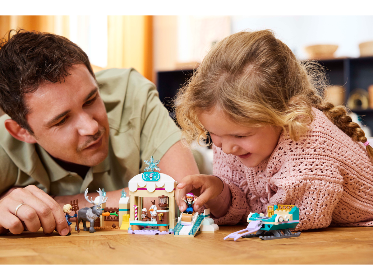 LEGO Disney 43256 Anna's Sleigh Adventure-6