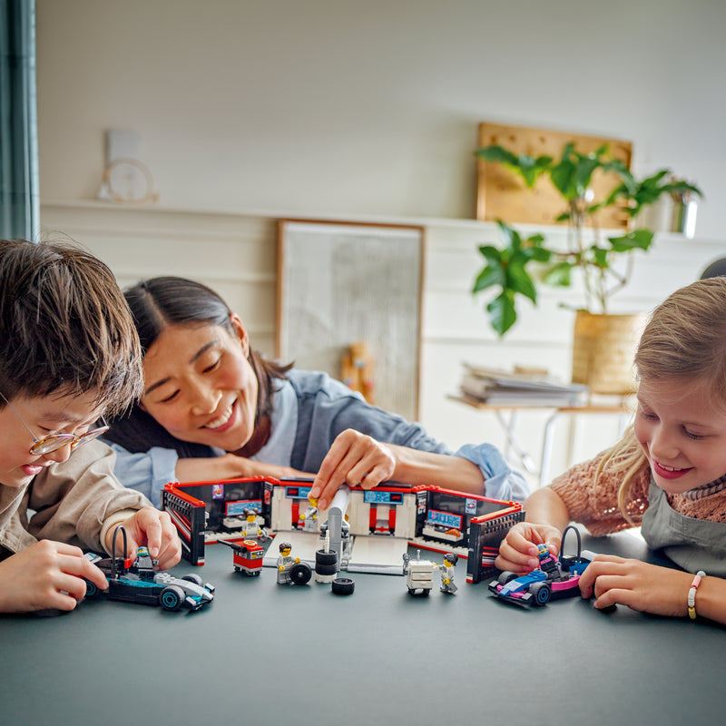 LEGO City 60444 F1 Garage & Mercedes-AMG & Alpine Cars-6