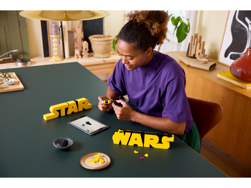 LEGO Star Wars 75407 Brick-Built Star Wars Logo-6