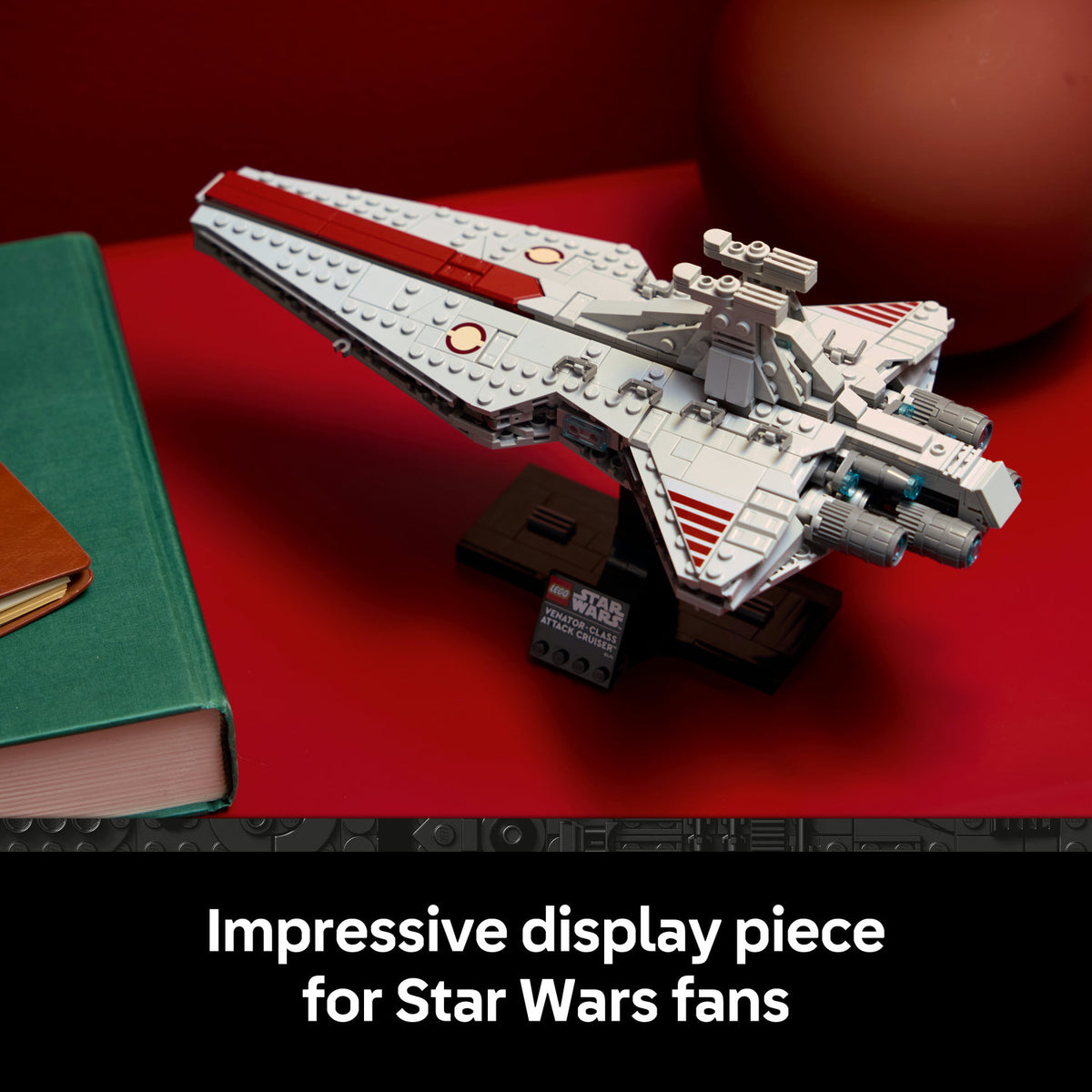LEGO Star Wars 75441 Venator-Class Attack Cruiser-5