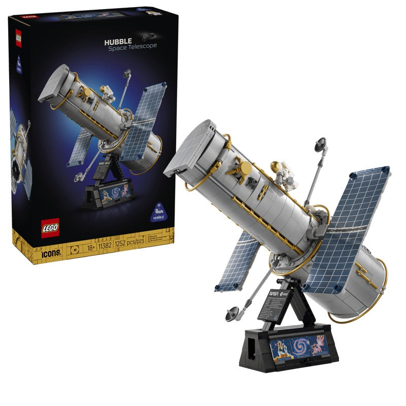 LEGO Icons 11382 Hubble Space Telescope-1