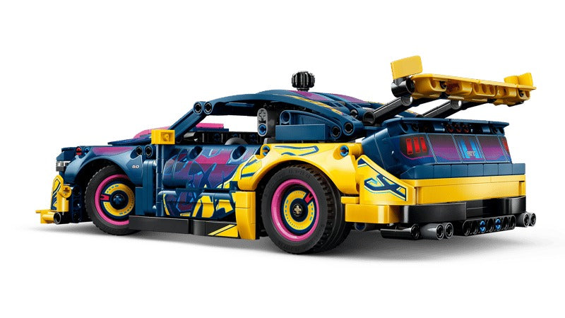 LEGO Technic 42236 Custom Garage Ford Mustang GT Car-4